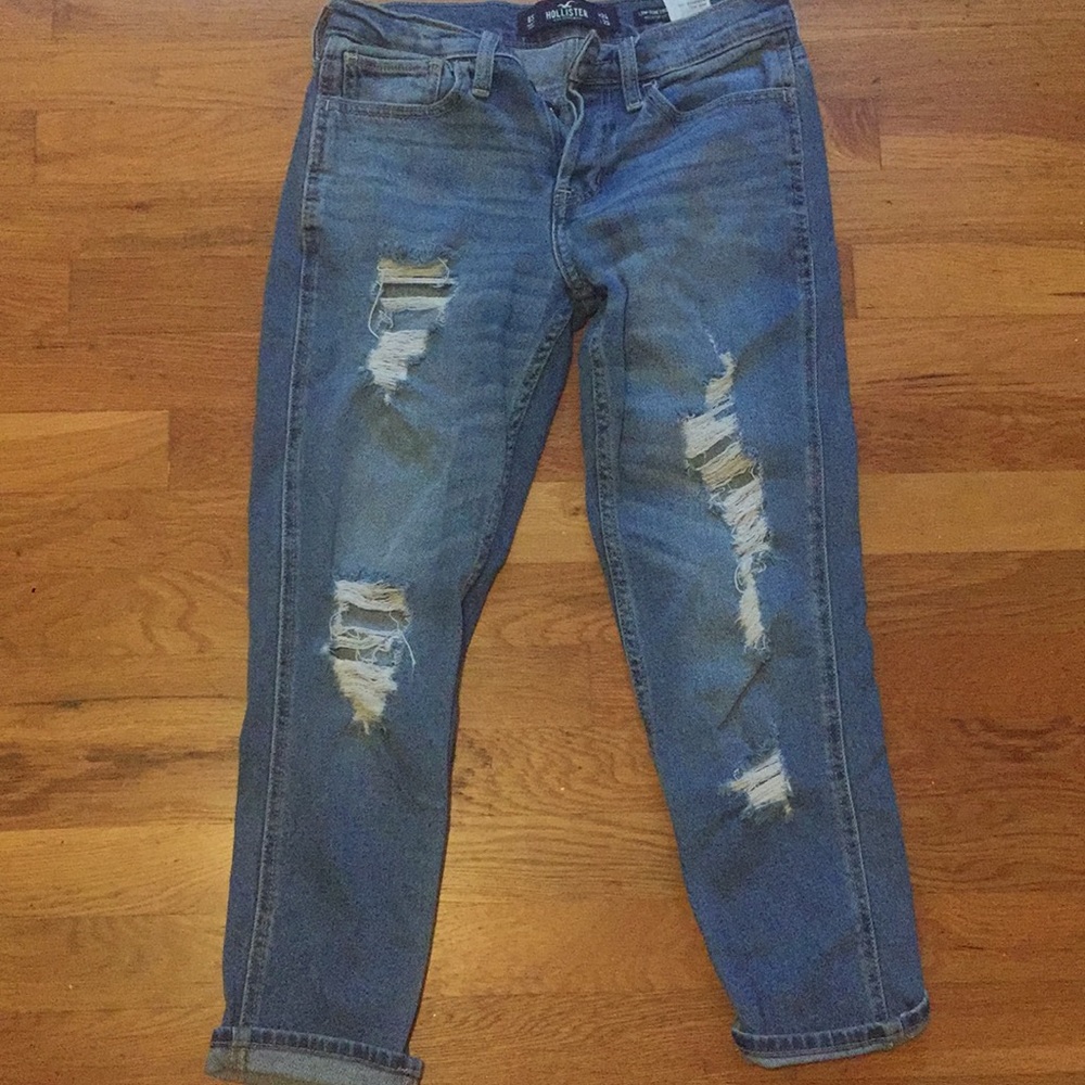 Hollister mom/boyfriend jeans